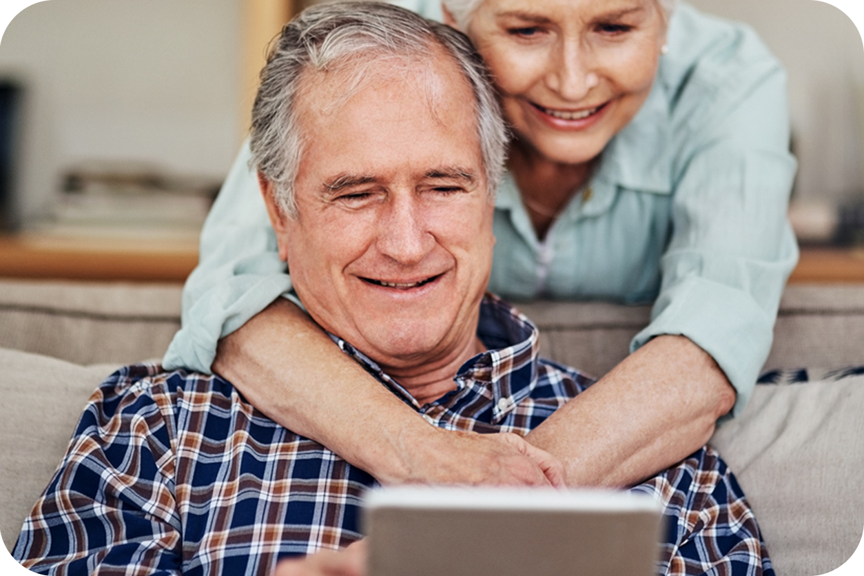 Older Couples healthcare technology 